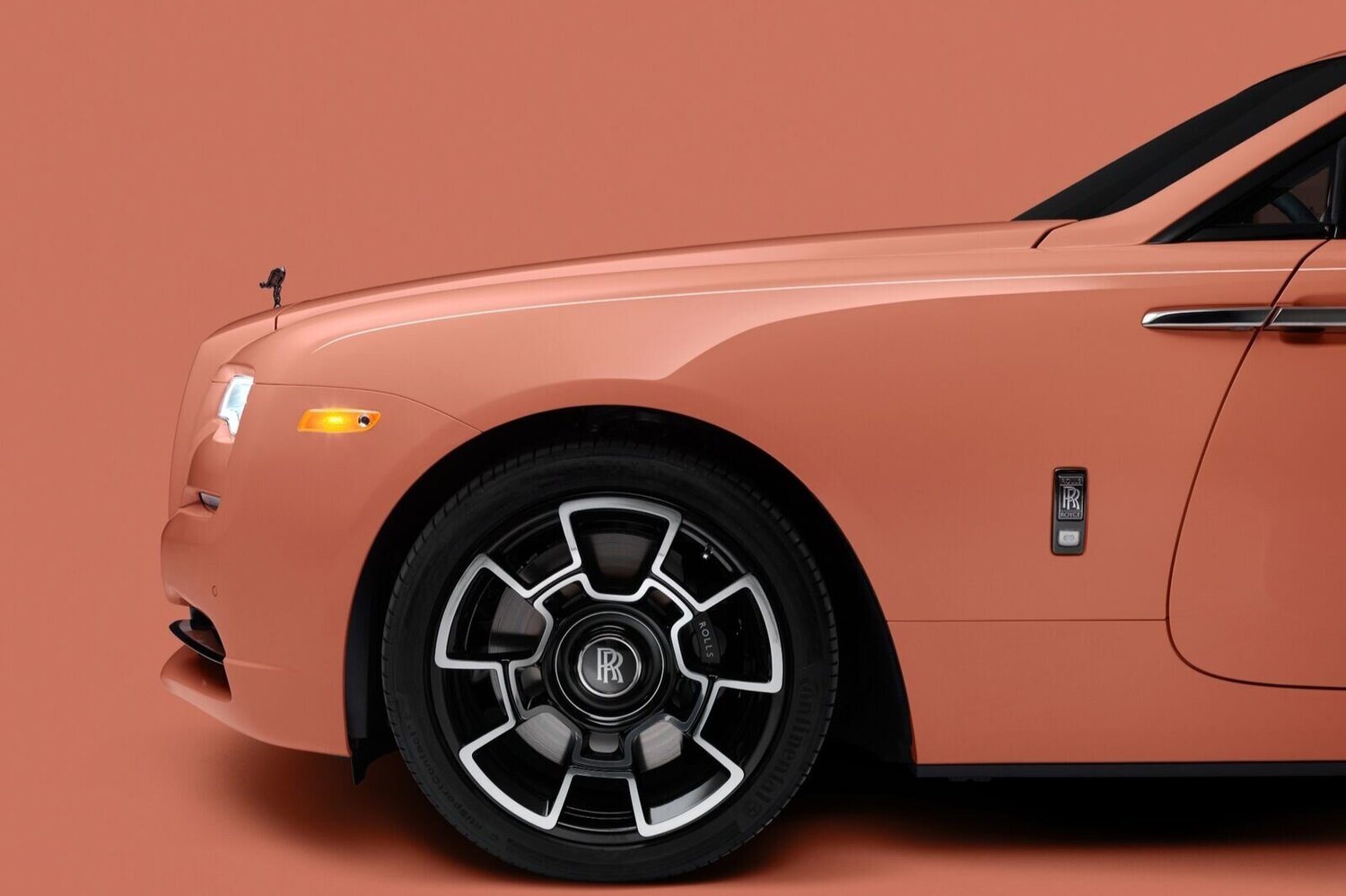  La vie en rose, Rolls-Royce’s pastel colours capture the Pebble Beach lifestyle 