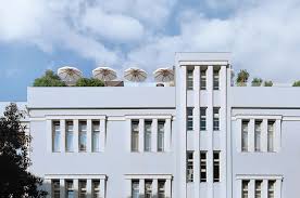 “The White City”: The Creation of Bauhaus Architecture